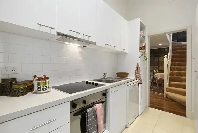Fifth view of Homely apartment listing, 3/6 Kemp Street, Thornbury VIC 3071