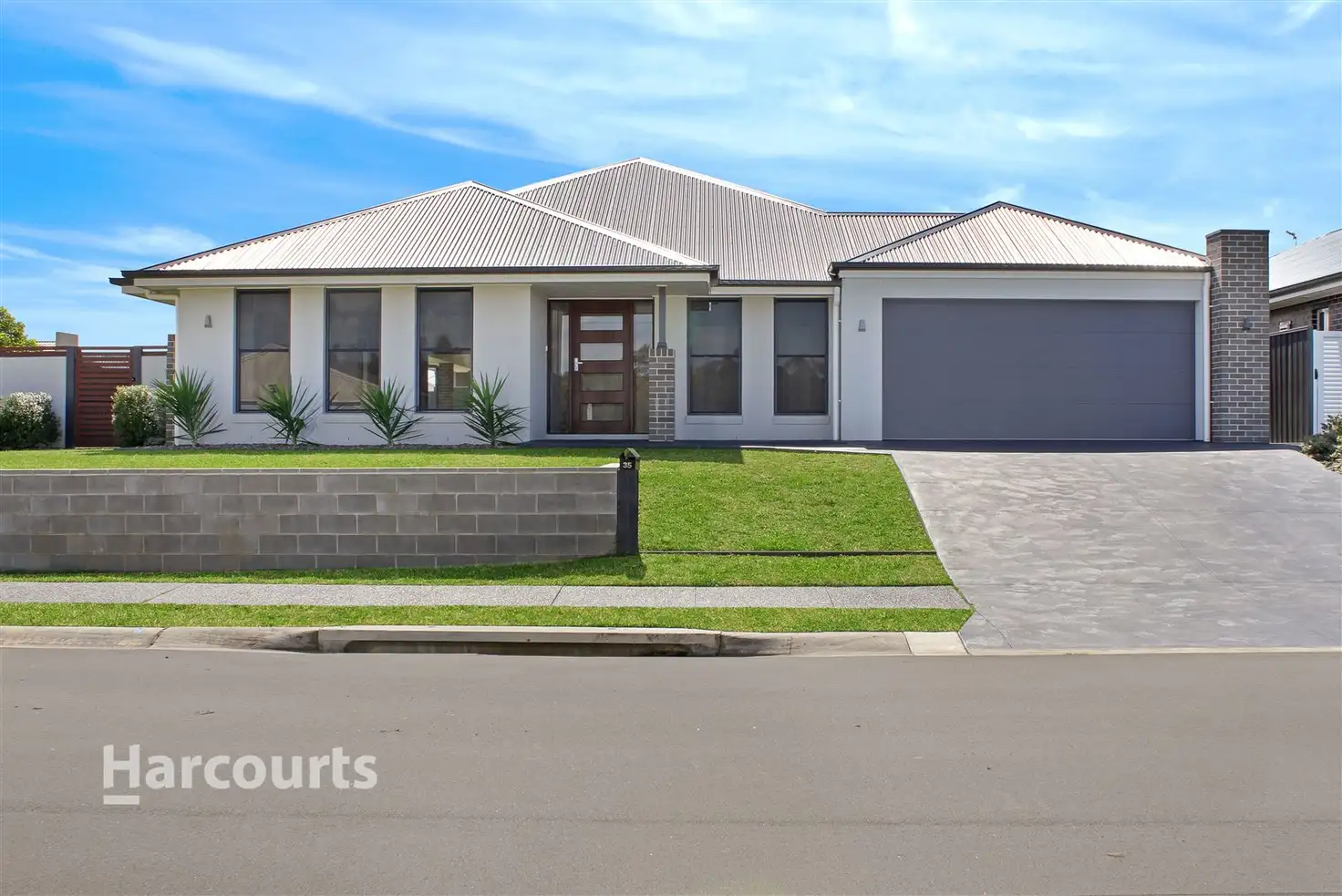 Main view of Homely house listing, 35 Bayview Avenue, Haywards Bay NSW 2530