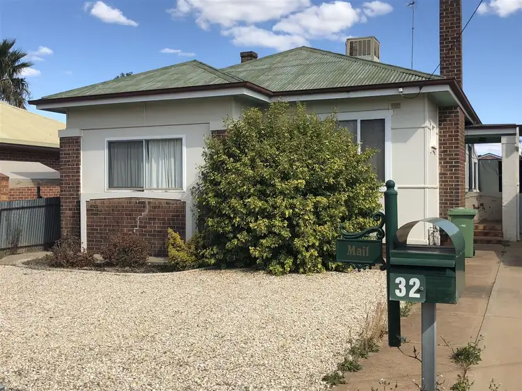 32 Gladstone Street, West Wyalong NSW 2671