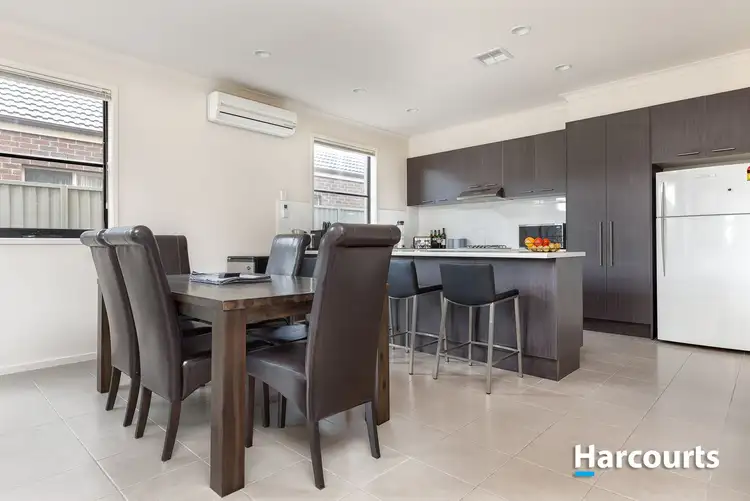Sixth view of Homely house listing, 10 Petrel Circuit, Pakenham VIC 3810