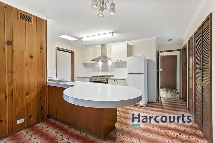 Sixth view of Homely house listing, 194 Sterling Drive, Keilor East VIC 3033