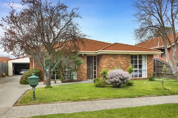 8 Norwood Road, Mill Park VIC 3082