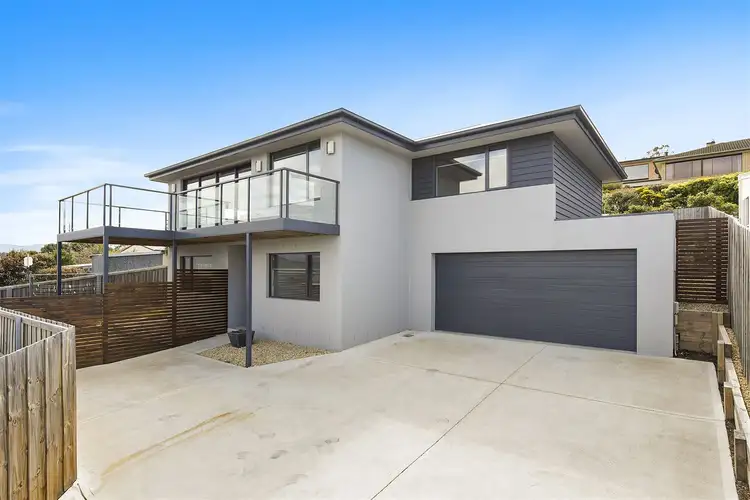 2/14 Hill Street, Bellerive TAS 7018