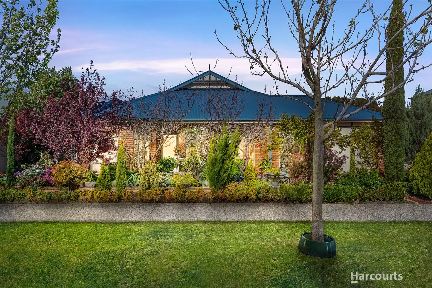 Main view of Homely house listing, 4 St Leonard Way, Pakenham VIC 3810