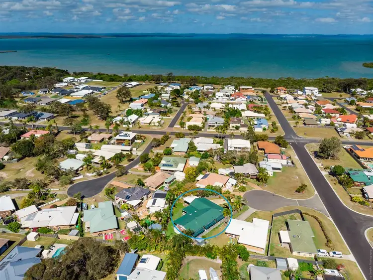 Third view of Homely house listing, 6 Seaspray Court, Urangan QLD 4655
