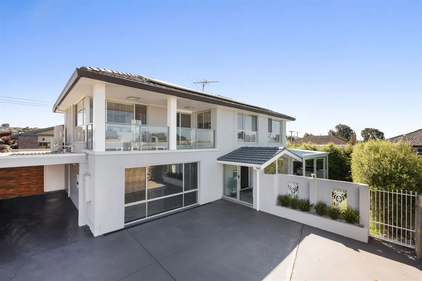 Main view of Homely townhouse listing, 2/3 Alcona Court, Bell Park VIC 3215