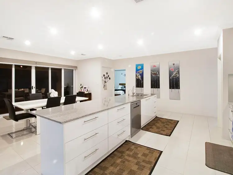 Fifth view of Homely house listing, 33 Majorelle Parkway, Aubin Grove WA 6164