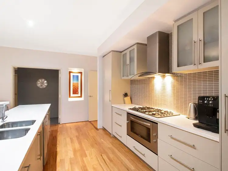 Fourth view of Homely house listing, 9 Augustus Court, Aubin Grove WA 6164