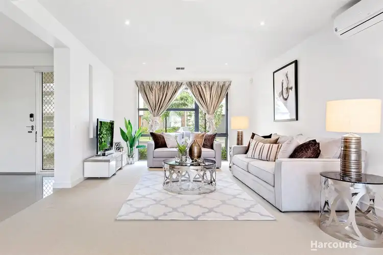 Second view of Homely house listing, 8 Windy Hill Drive, Mulgrave VIC 3170