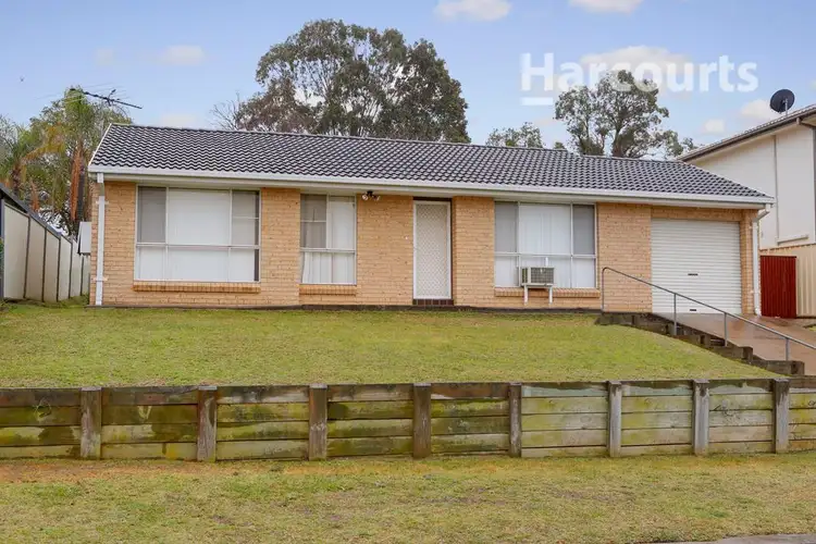26 Haredale Street, Ambarvale NSW 2560