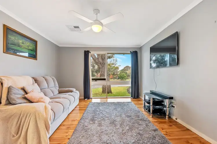 Second view of Homely house listing, 32 Diana Crescent, Morphett Vale SA 5162