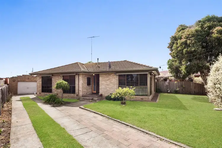 19 Peacock Avenue, Norlane VIC 3214