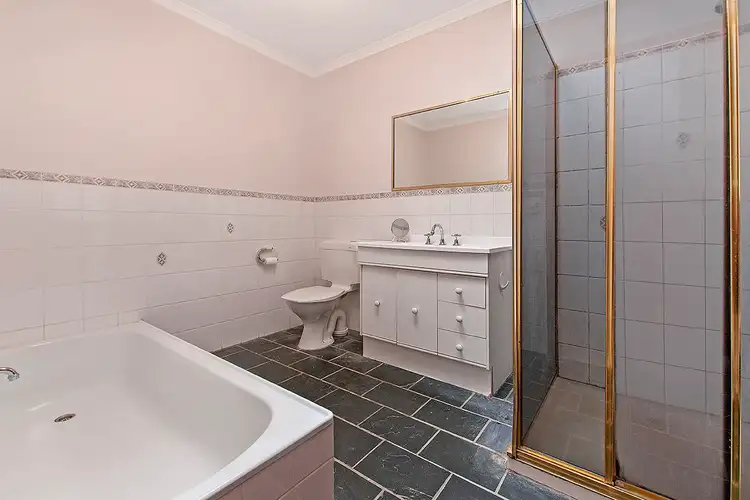 Fifth view of Homely unit listing, 1/1 Alexandra Parade, Hamilton VIC 3300