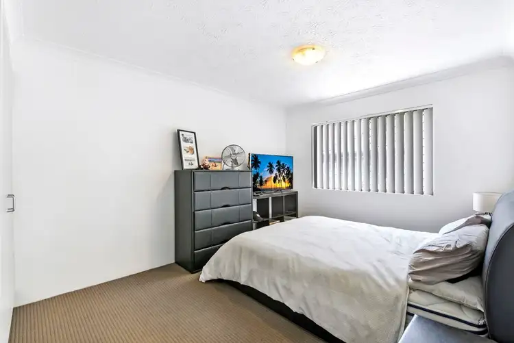 Fifth view of Homely unit listing, 4/21 Huth Street, Labrador QLD 4215