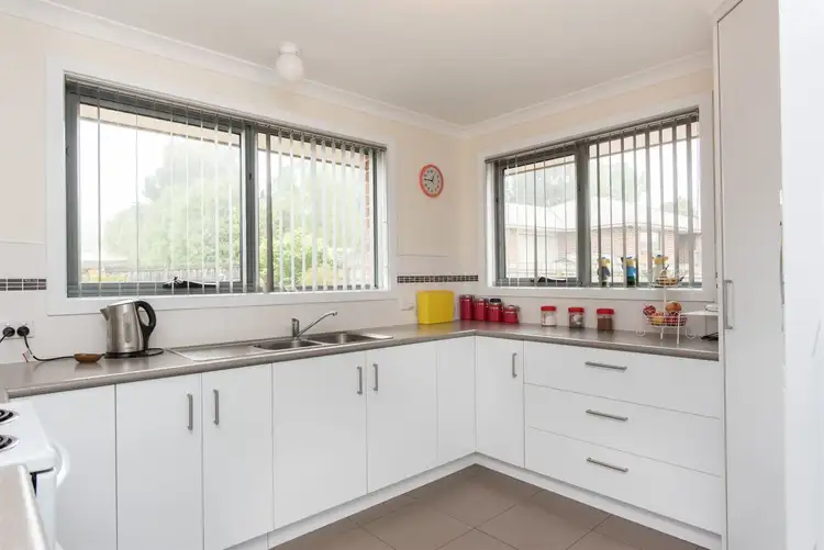 Second view of Homely unit listing, 6 Berkshire Parade, Penguin TAS 7316