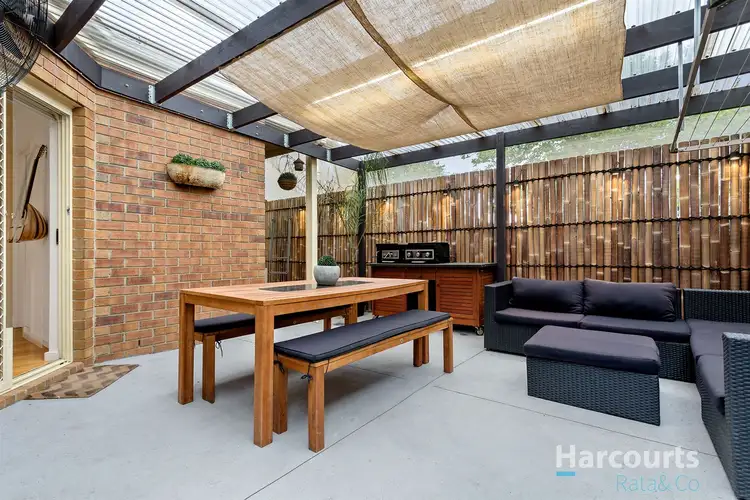 2/27 Plane Street, Thomastown VIC 3074