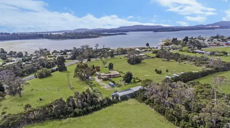 13 West Arm Road, Beauty Point TAS 7270