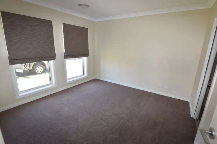 Seventh view of Homely townhouse listing, 4 Dalwhinnie Drive, Wangaratta VIC 3677