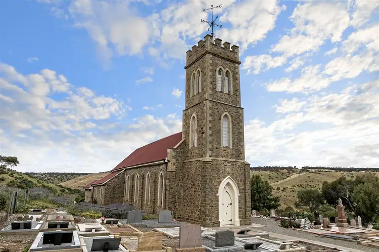 30 Church Hill Road, Old Noarlunga SA 5168