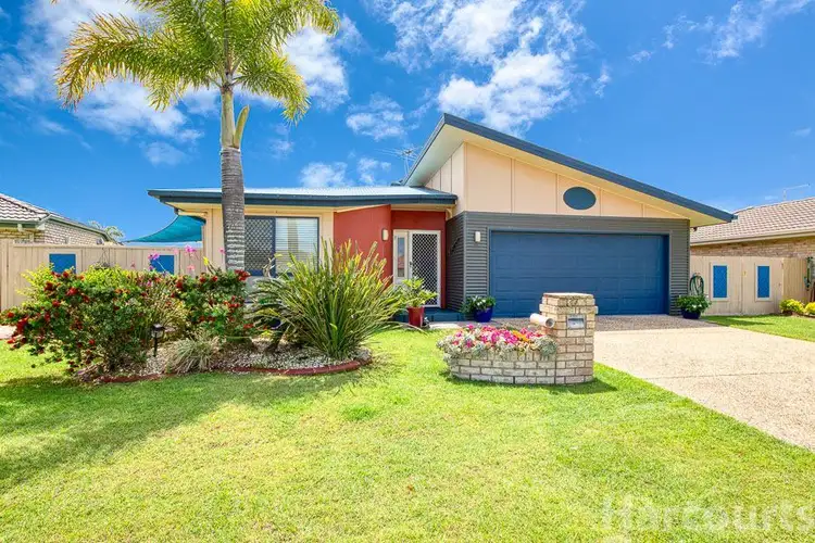 37 Clovelly Pl, Sandstone Point QLD 4511