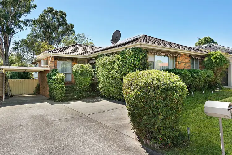 3 Fontana Close, St Clair NSW 2759