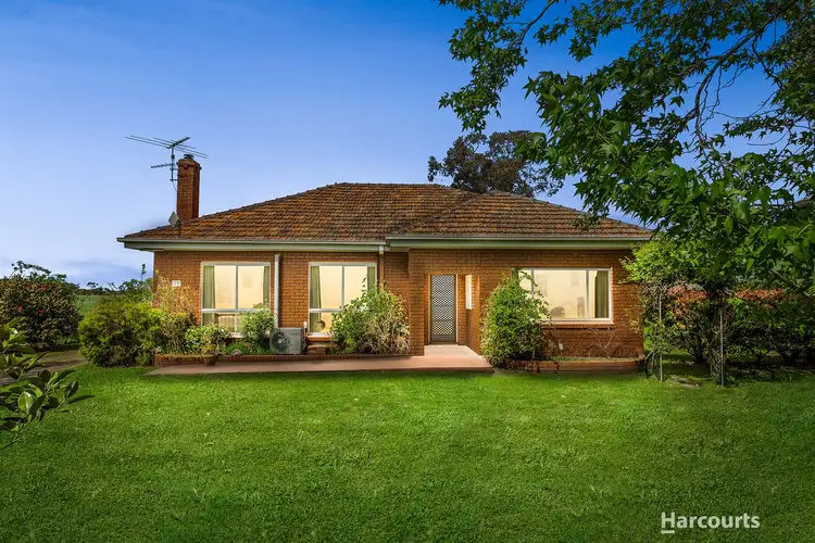 39 Carney Street, Nar Nar Goon VIC 3812