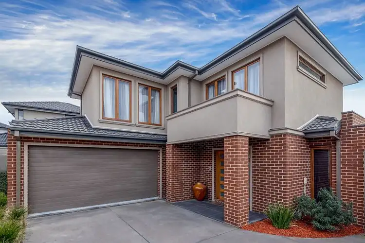 Main view of Homely townhouse listing, 2/545 Middleborough Road, Box Hill North VIC 3129
