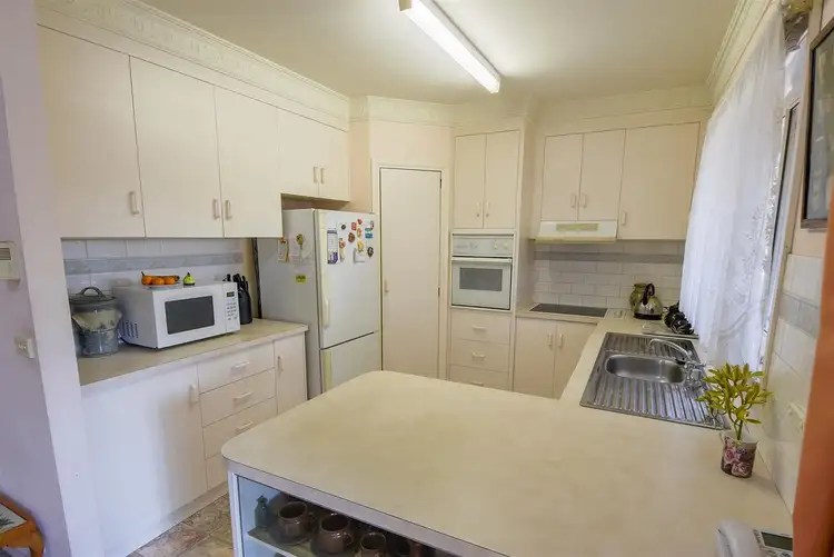 Fourth view of Homely house listing, 3 Spry Court, Horsham VIC 3400