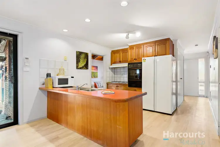 Sixth view of Homely house listing, 11 Stanton Place, Mill Park VIC 3082