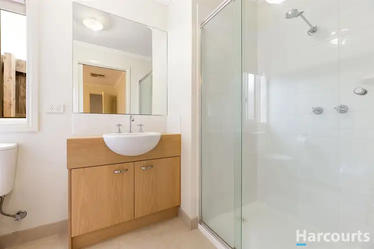 Seventh view of Homely house listing, 1 Orchard Court, Drouin VIC 3818