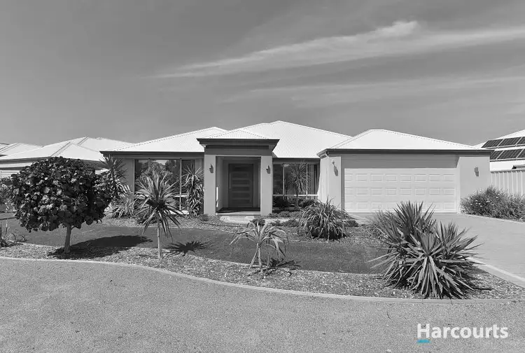 15 Arawatta Loop, Madora Bay WA 6210