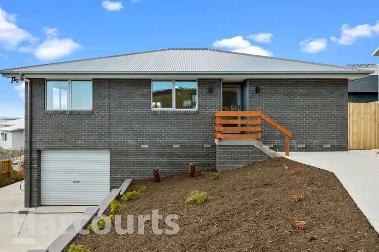 4 Yachtsmans Way, Tranmere TAS 7018