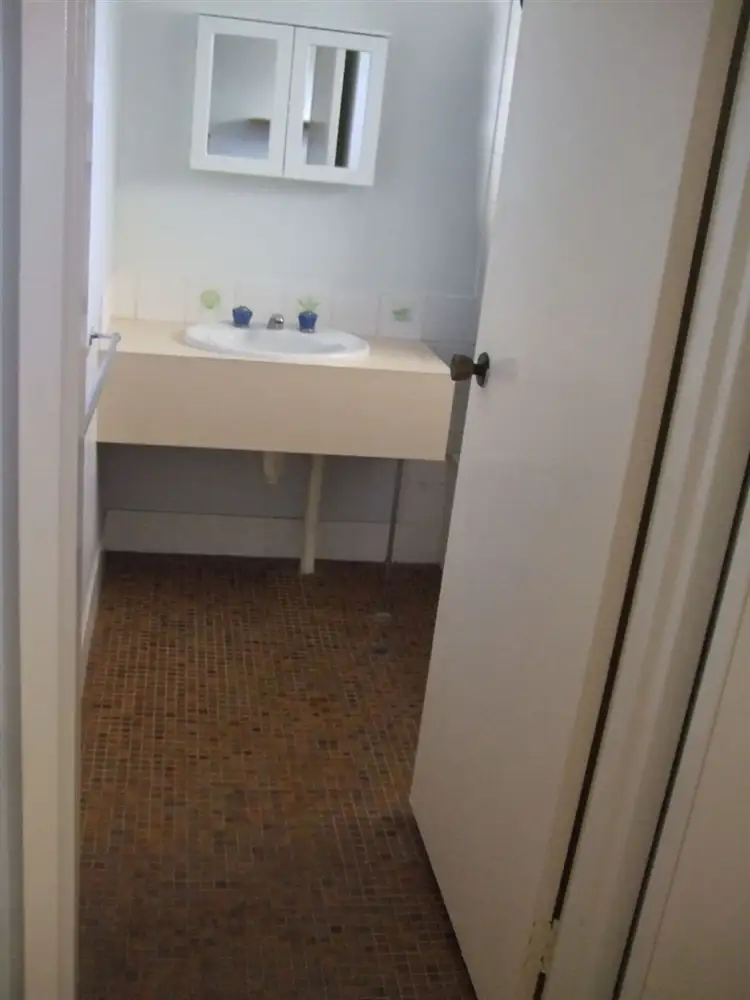 Seventh view of Homely house listing, 4 Jones, Leeman WA 6514