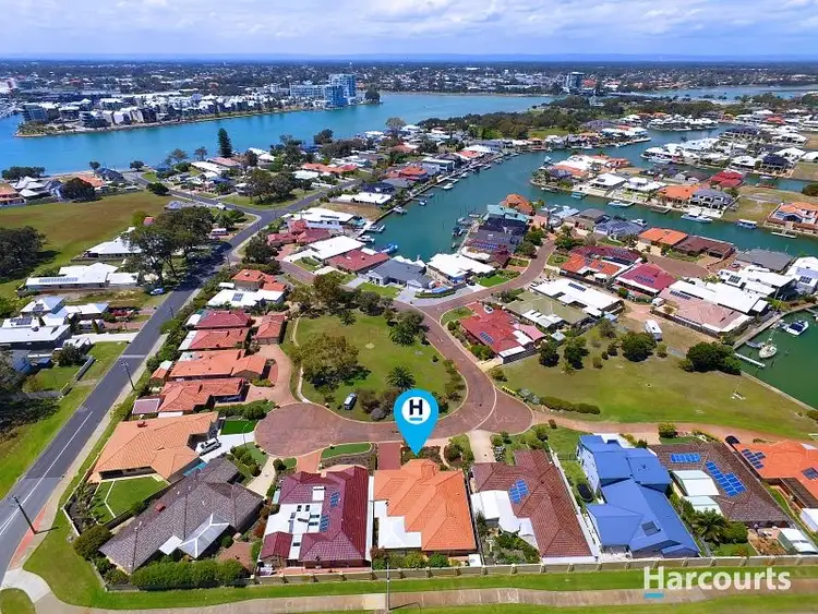 Second view of Homely house listing, 10 Parkwater Cove, Halls Head WA 6210