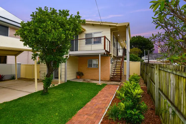 9 Silvyn Street, Redcliffe QLD 4020