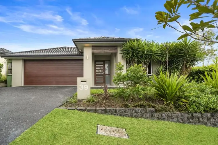 39 Severn Crescent, North Lakes QLD 4509