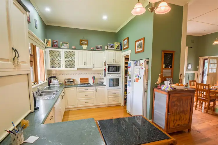 Sixth view of Homely house listing, 39 Harriett Street, Horsham VIC 3400