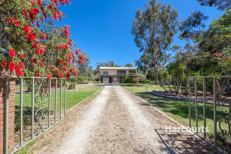 8 Church Street, Peechelba VIC 3678