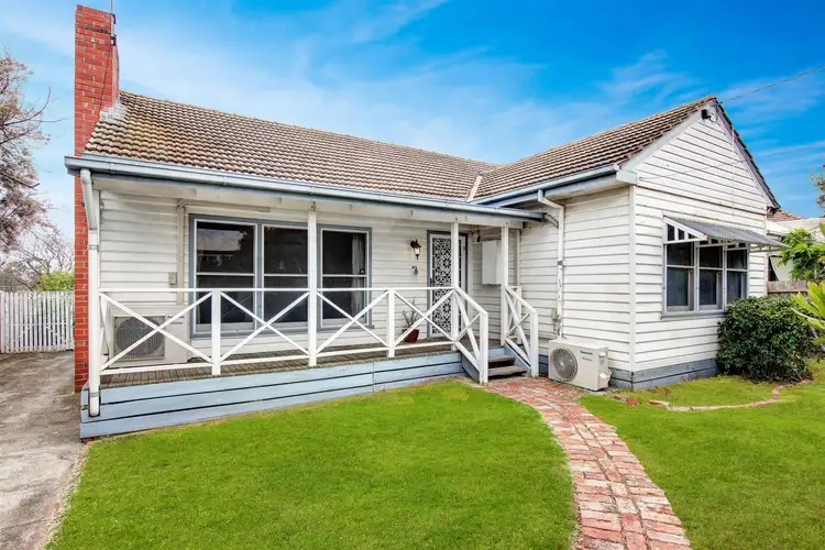 9 Belcher Street, Hamlyn Heights VIC 3215