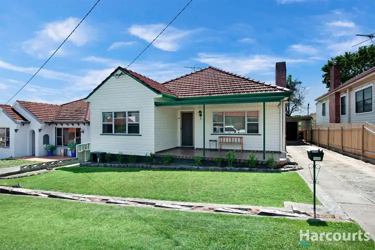 8 Catherine Street, Waratah West NSW 2298