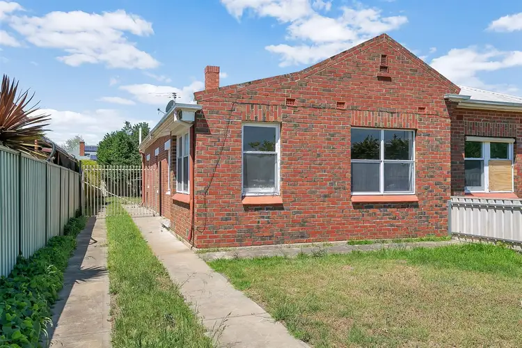 21 & 21a Koolunda Ave, Woodville South SA 5011