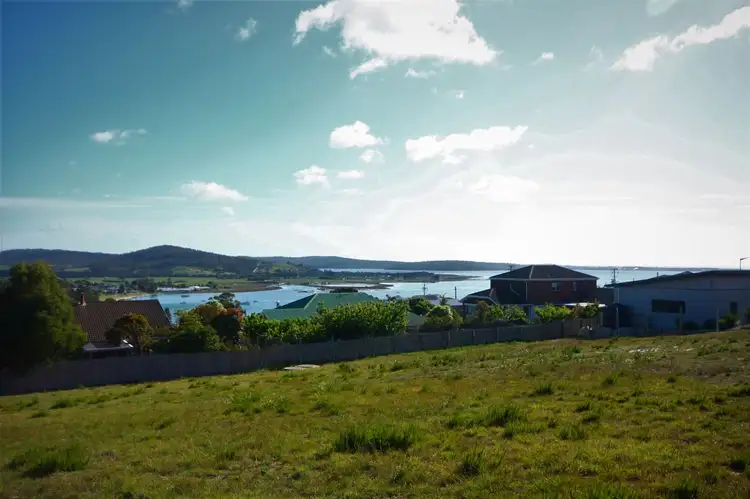 6 Susan Court, St Helens TAS 7216