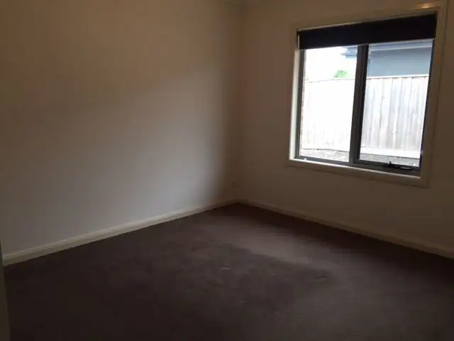 Fifth view of Homely house listing, 9 Cloverfield Crescent, Wollert VIC 3750