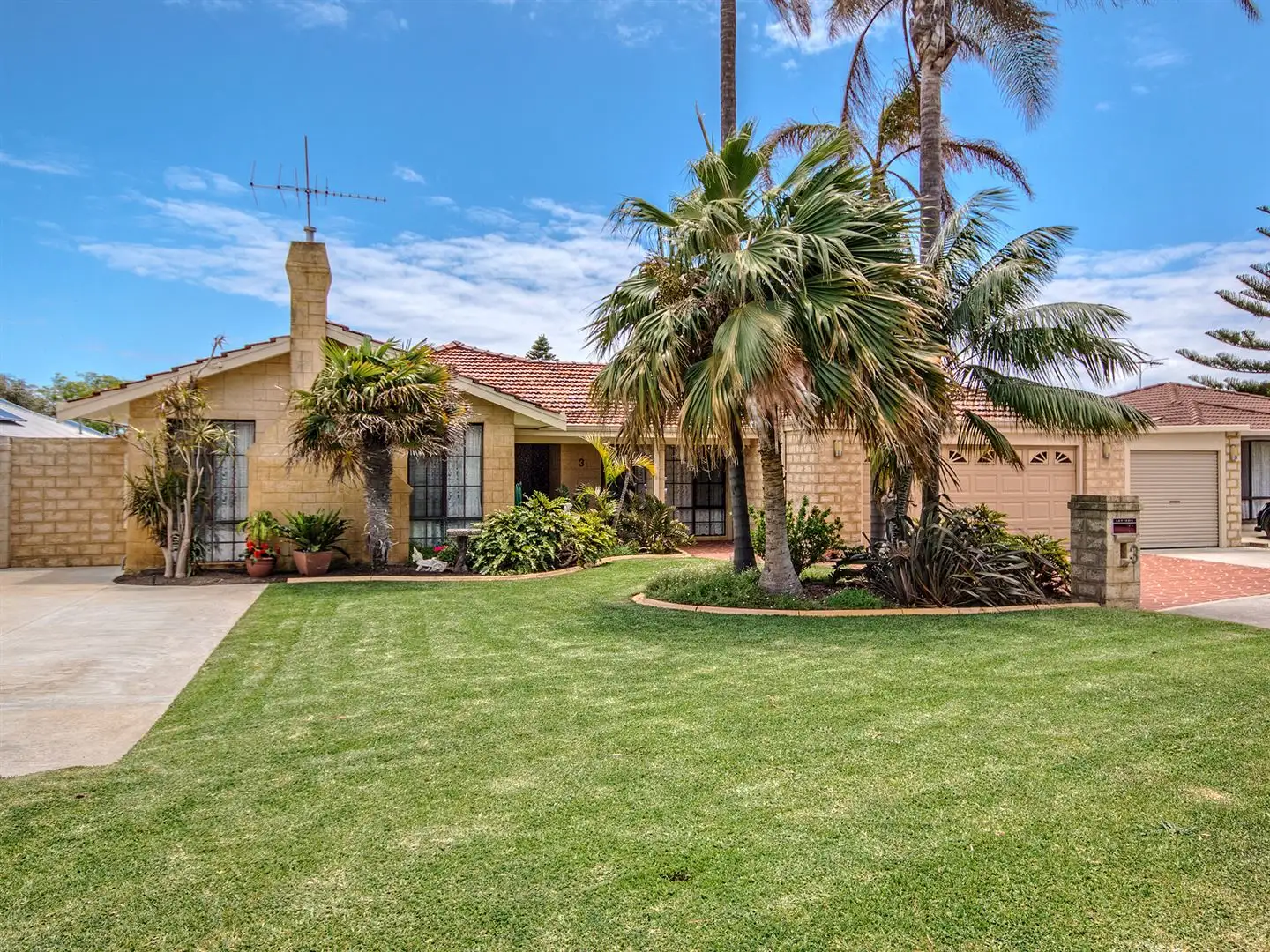 Main view of Homely house listing, 3 Crest Place, Safety Bay WA 6169
