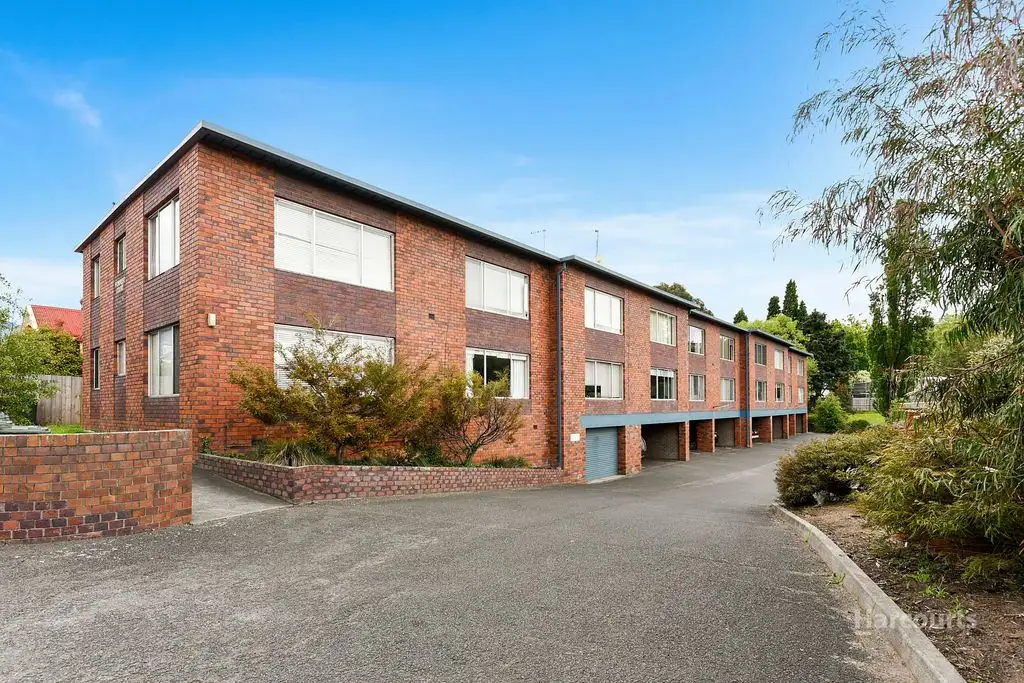 Main view of Homely apartment listing, 4/52-54 Queen Street, Sandy Bay TAS 7005