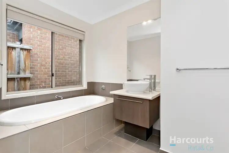Fifth view of Homely house listing, 14 Peak Crescent, Doreen VIC 3754