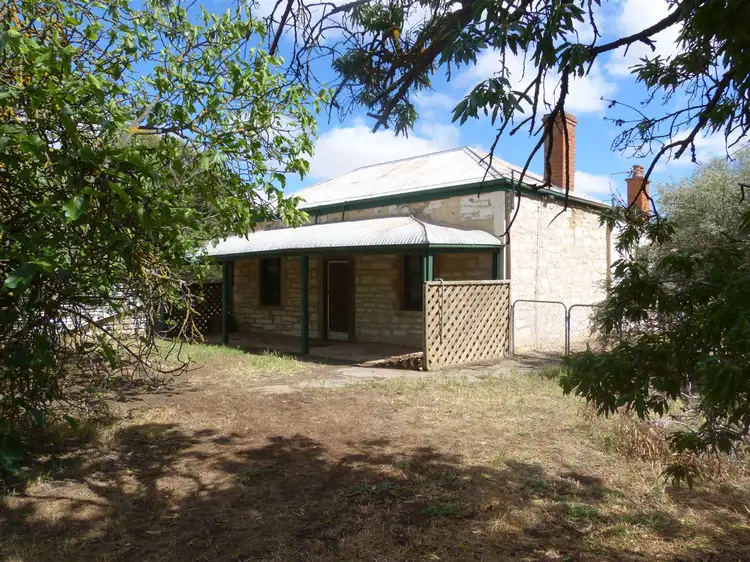 16 Wolfe Street, Jamestown SA 5491