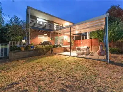 5 Chantilly Court, Frankston VIC