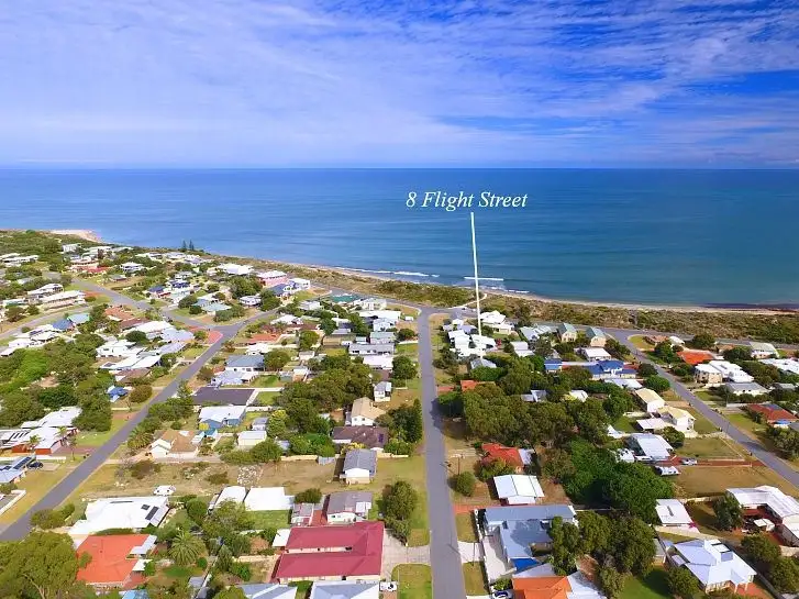 Second view of Homely house listing, 8 Flight Street, Falcon WA 6210