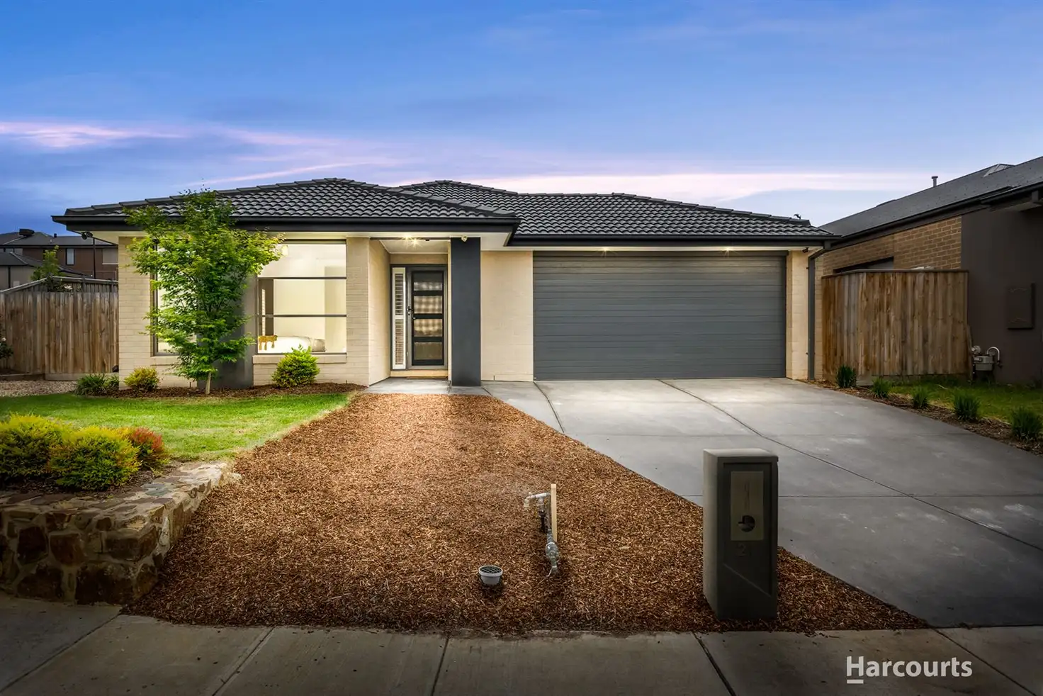 Main view of Homely house listing, 21 Viewgrand Drive, Pakenham VIC 3810